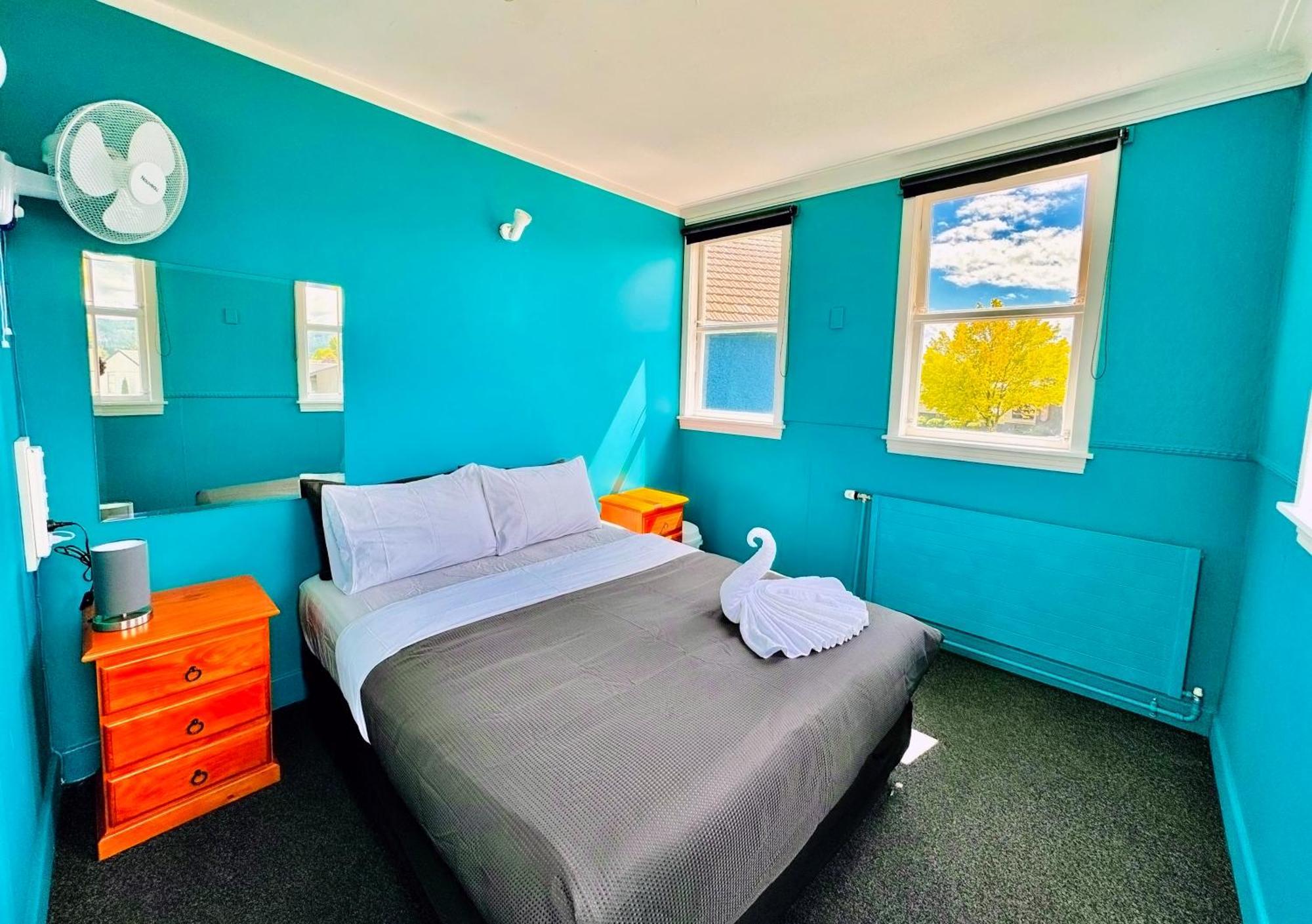 Crashpalace Backpackers Rotorua Exterior foto